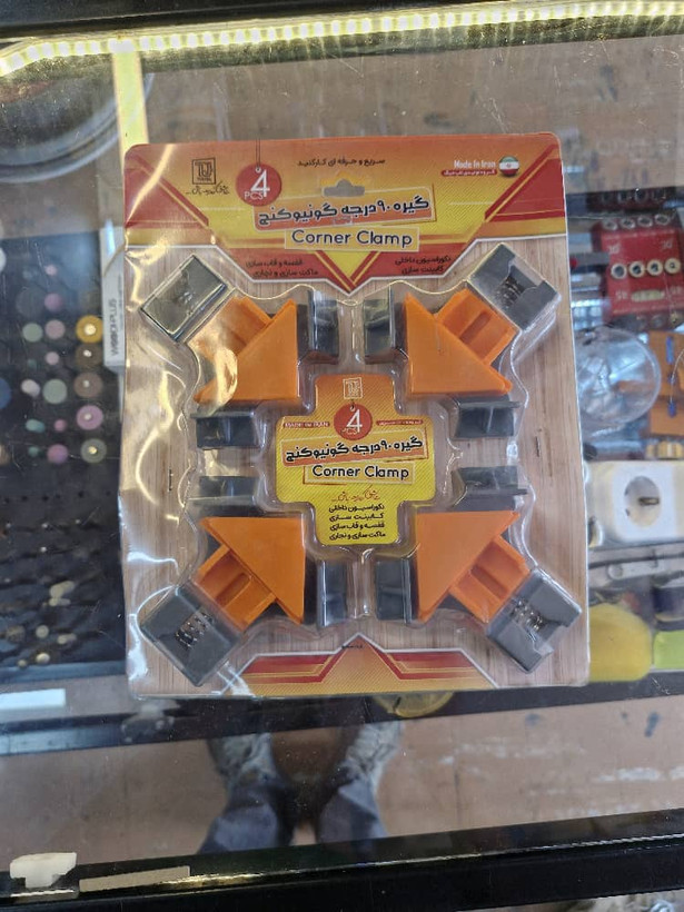 گیره چ۴ کنج پلاستیکی