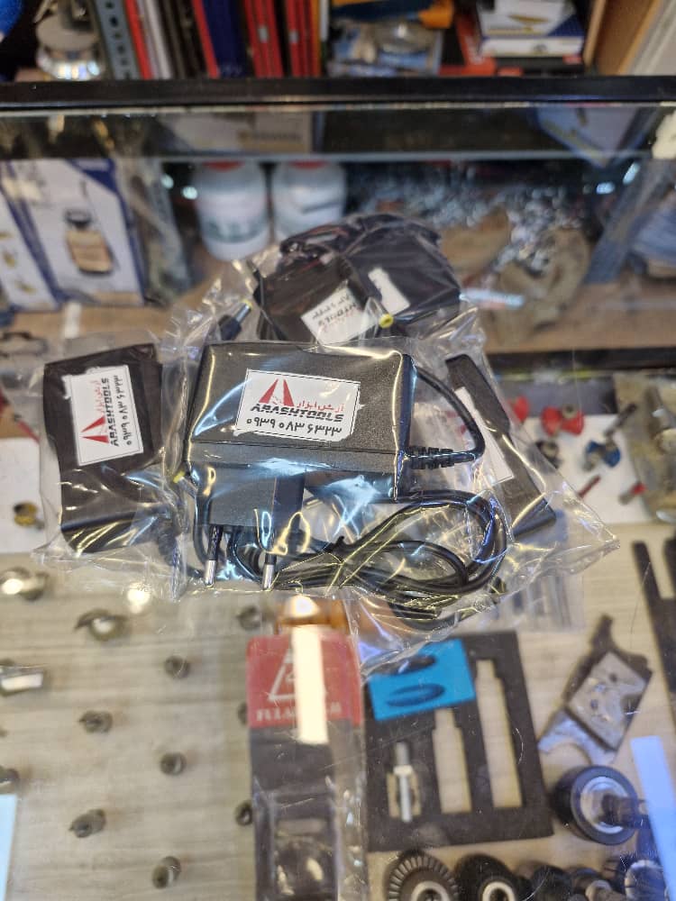 شارژر باطری ۱۲ ولت برند arash tools